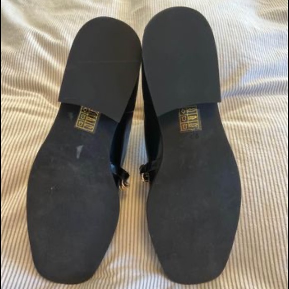 Jeffrey Campbell Black Patent Booties (size 9.5) - Picture 4 of 4